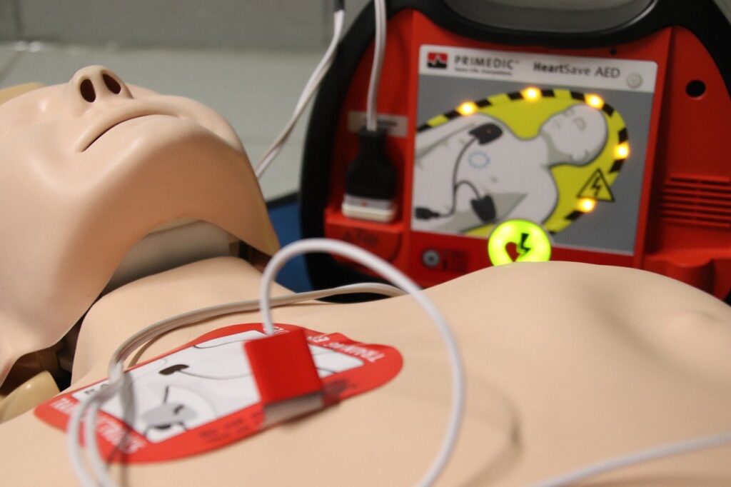 first aid, puppet, exercise-4089599.jpg